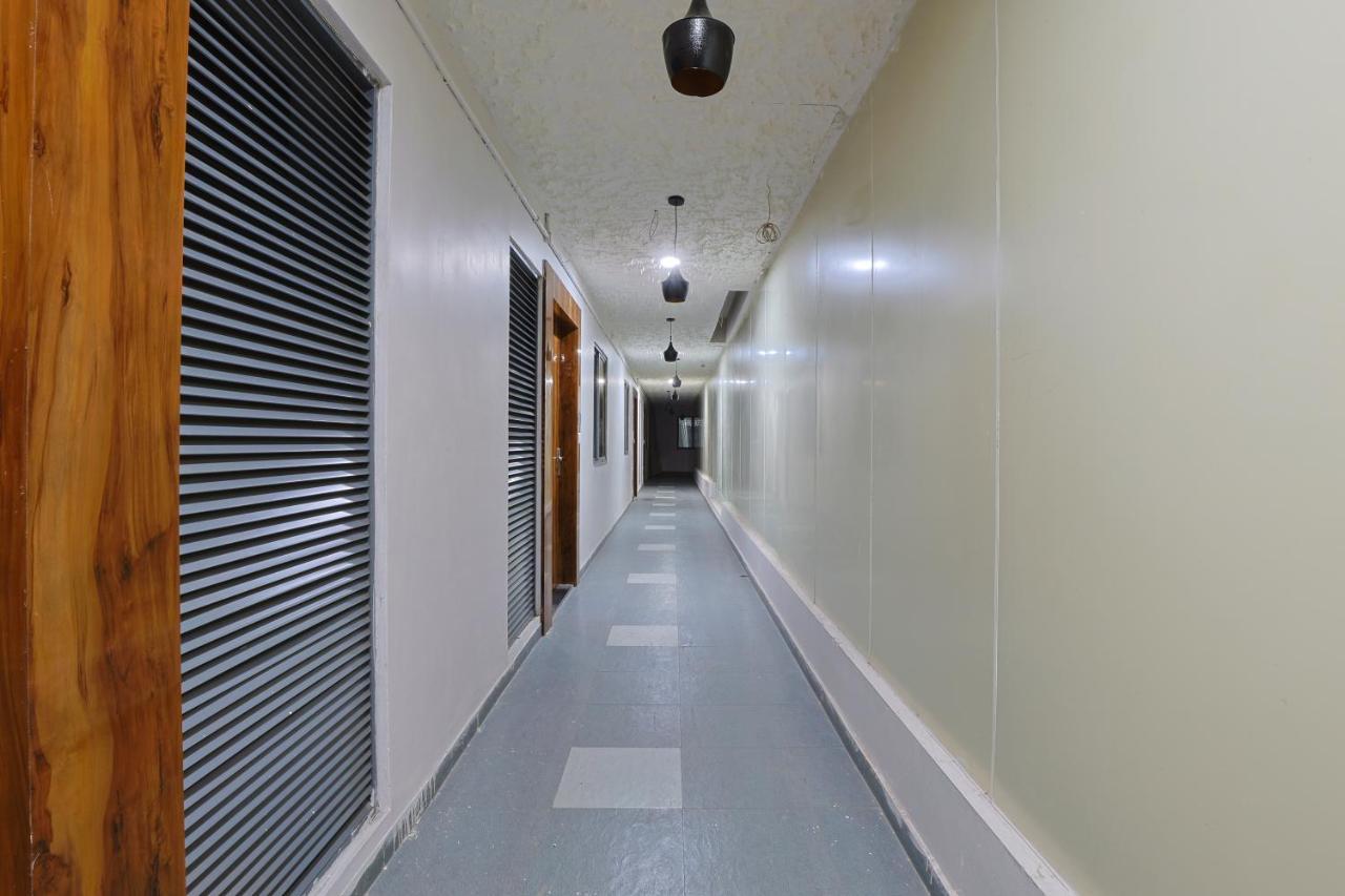 Hotel Monville Group Vadodara Dış mekan fotoğraf