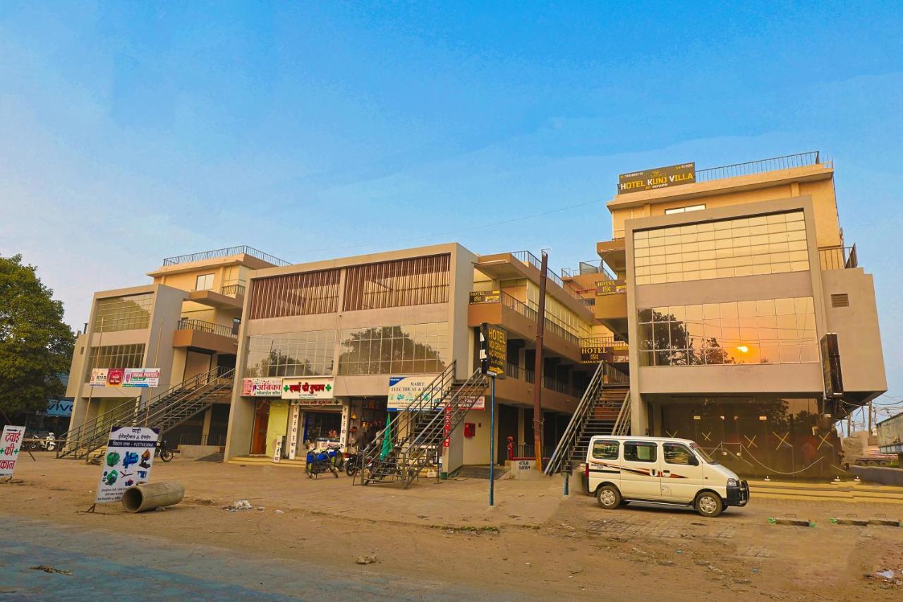 Hotel Monville Group Vadodara Dış mekan fotoğraf