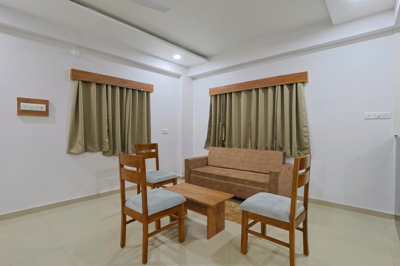 Hotel Monville Group Vadodara Dış mekan fotoğraf